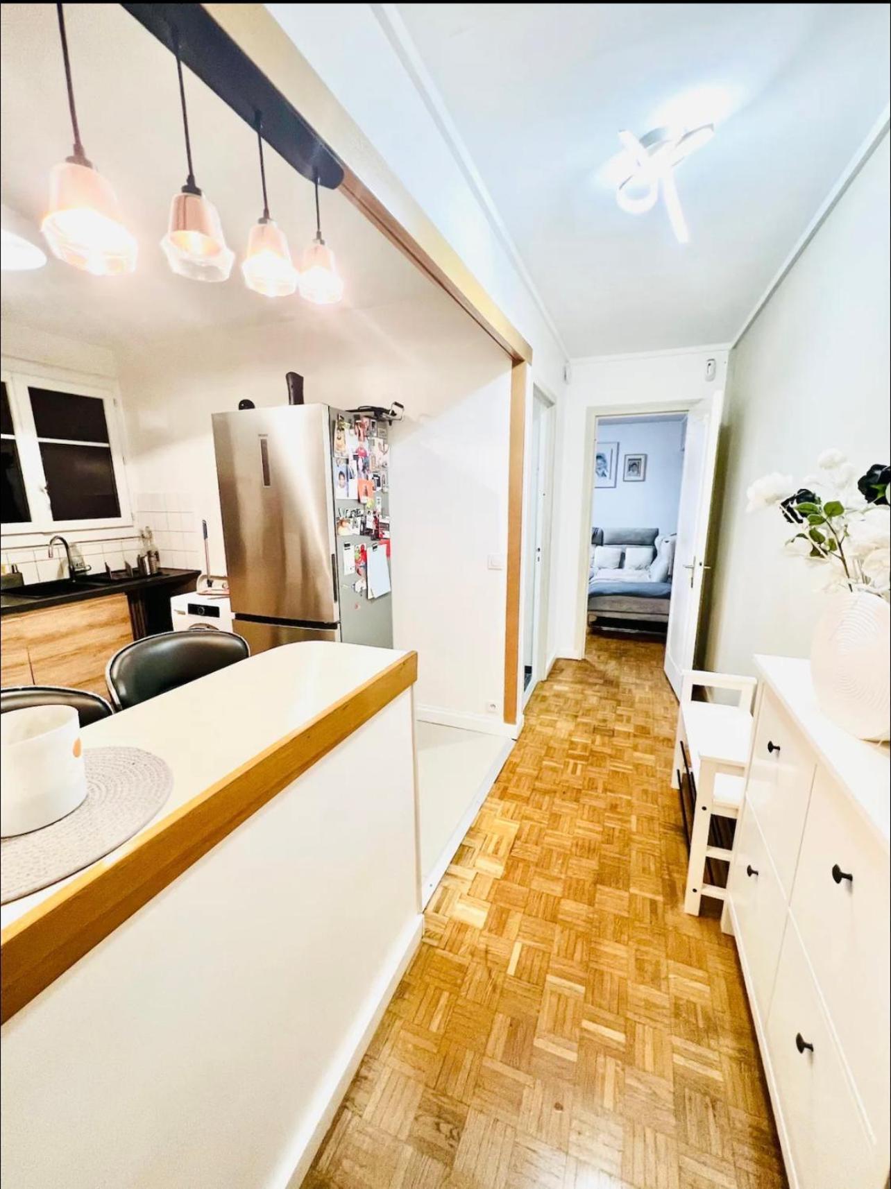 Modern 2 Bedroom Apartment Near Paris Metro, Giant Flat Screen Tv 85 Inches, Balcony, Free Parking Ivry-sur-Seine Exterior photo